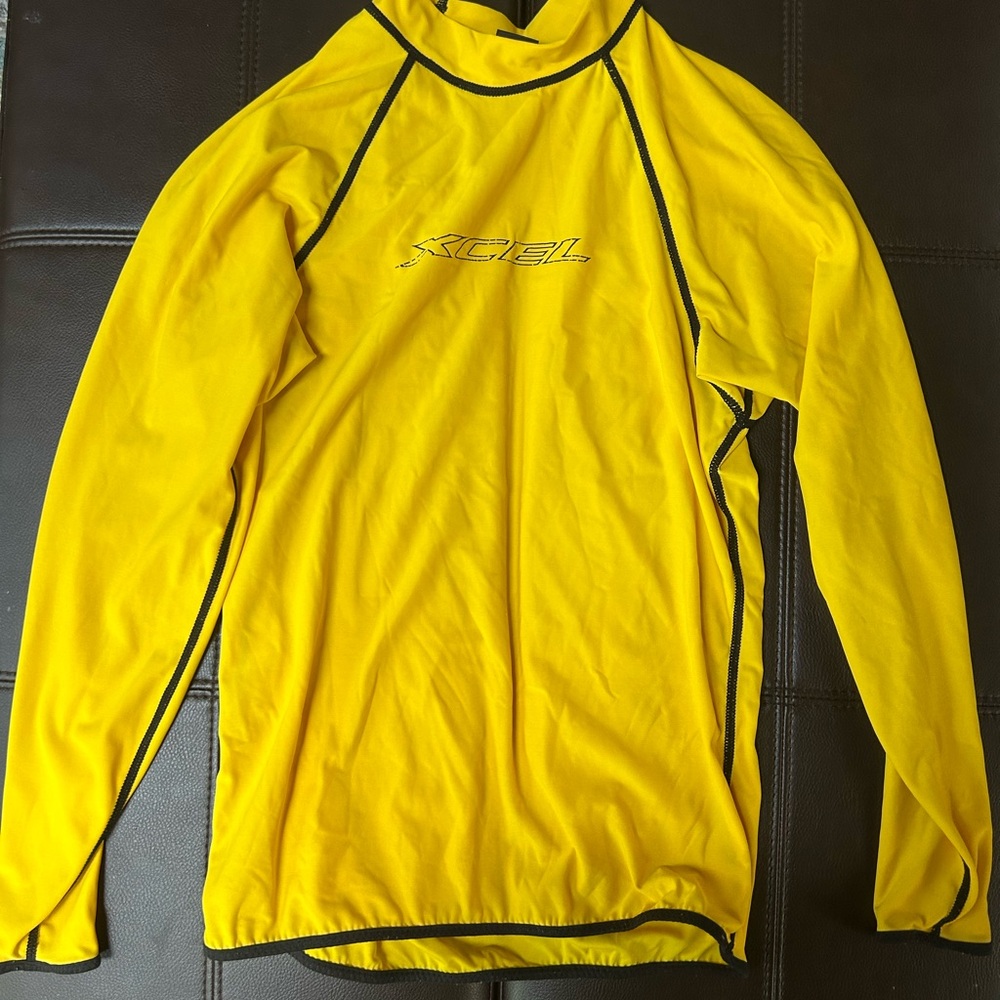 XCEL Rash Guard Yellow Long Sleeve Top Womens XL